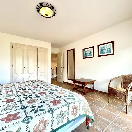 Ap1 With Pool, Great View, Nearby Beach Y Free Wifi In All Common Areas Los Realejos