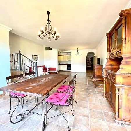 Ap1 With Pool, Great View, Nearby Beach Y Free Wifi In All Common Areas * Los Realejos