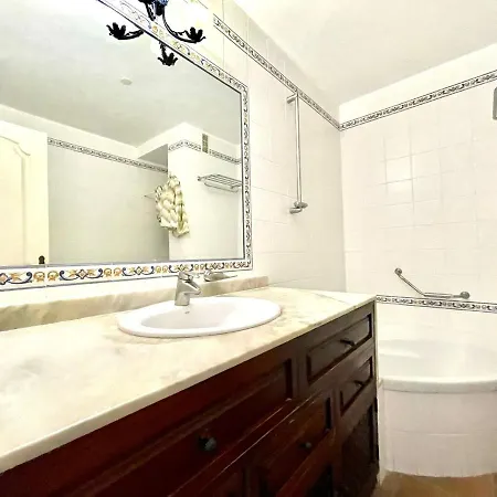 Ap1 With Pool, Great View, Nearby Beach Y Free Wifi In All Common Areas * Los Realejos